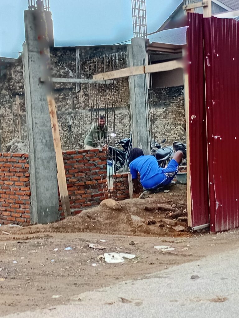 Sudah SP3, SatPol PP Diminta Tindak Tegas Komplek Perumahan di Jalan Eka Warni Gg Setia