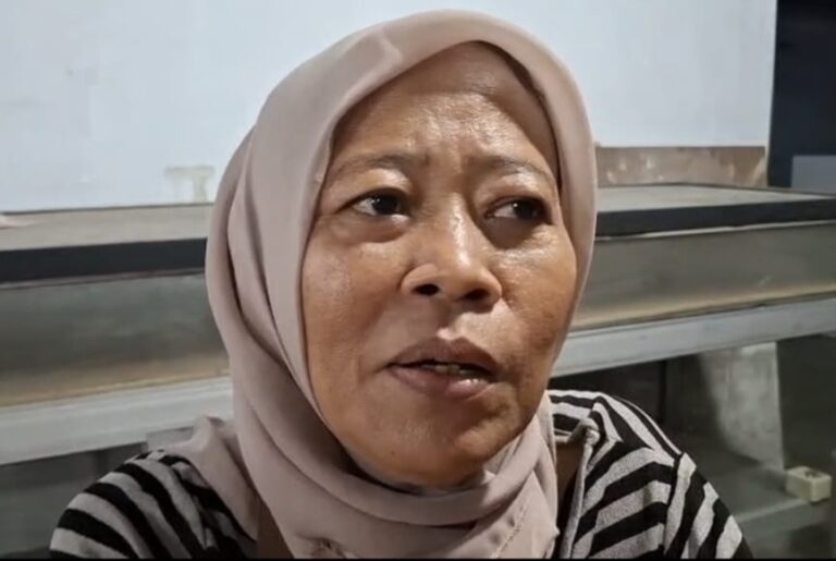 Warga Terdampak Limbah Cangkang Sawit PT UG Minta Keadilan