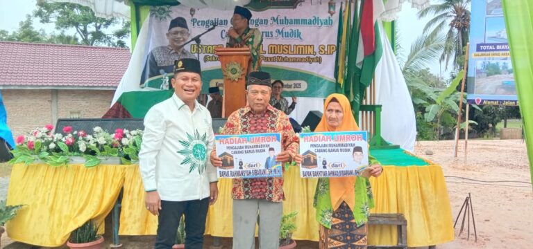 Dihadiri Penceramah PP Muhammadiyah, Bakhtiar – Rahmansyah Sibarani Berikan 2 Warga Umroh, 5 Televisi dan 5 Mesin Cuci dan 10 Kulkas