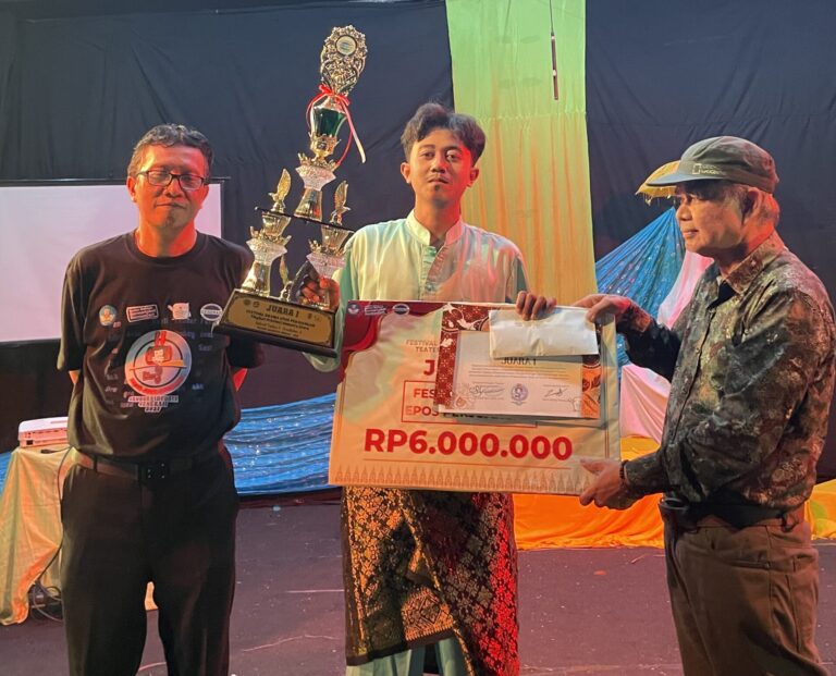 Sanggar Techno’s Percut Sei Tuan Raih Juara Utama Drama Epos Perjuangan Festival Sastra dan Peradaban II