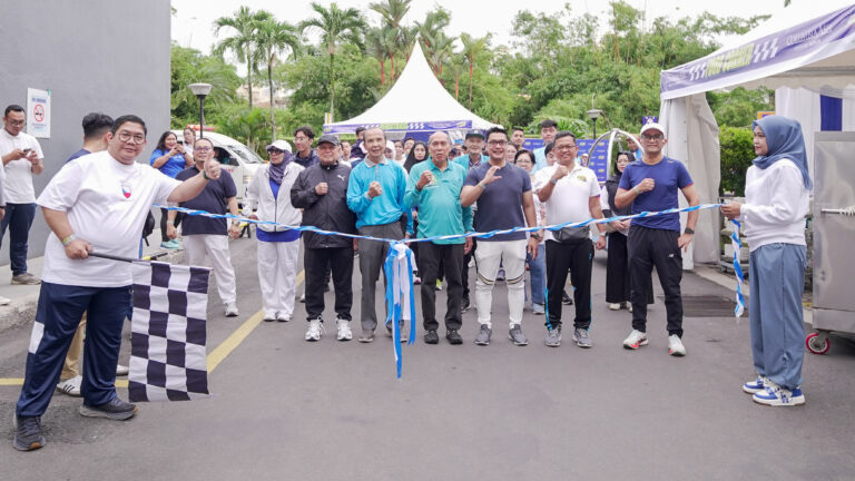 Ajak Masyarakat Wujudkan “Generasi Sehat, Masa Depan Hebat”, Columbia Asia Hospital Medan Gelar Doctors Day Fun Walk