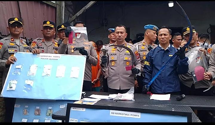 Kapolrestabes Medan Paparkan “Rayap Besi dan Rayap Kayu” di Tempat Penampungan Botot,  Tindak Tegas Rantai Kejahatan