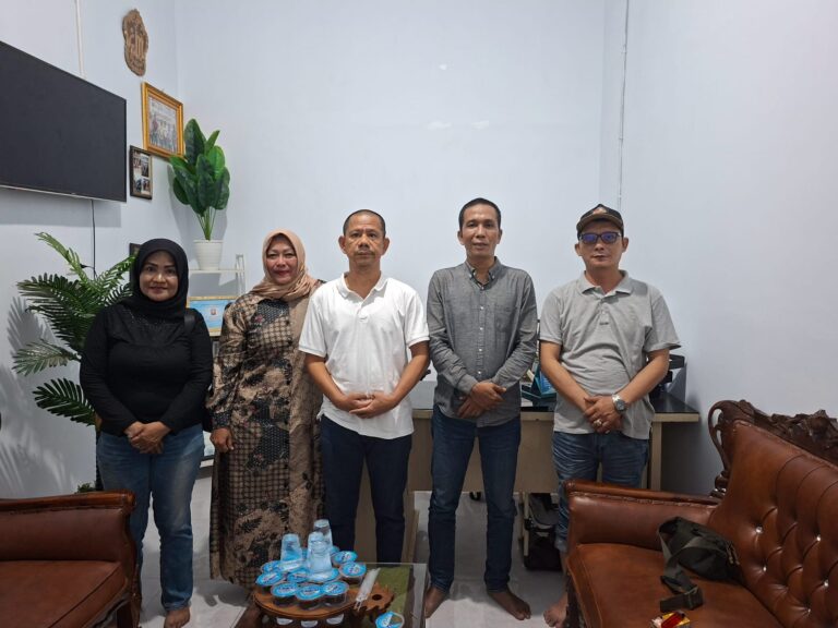 Banjir Sudah Surut, Tetap Tak Hentikan Ketua Pewarta Polrestabes Medan Gelar Jumat Barokah