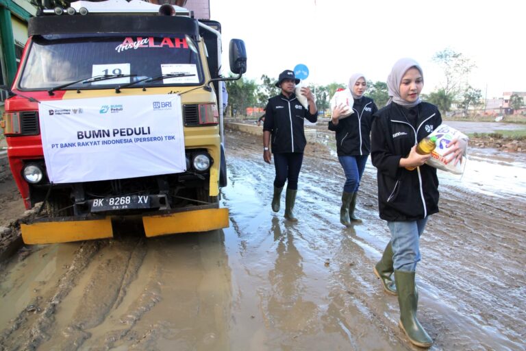 BRI Region Medan Hadir Nyata, Turunkan Tim Elang Relawan Dukung Pemulihan Bencana