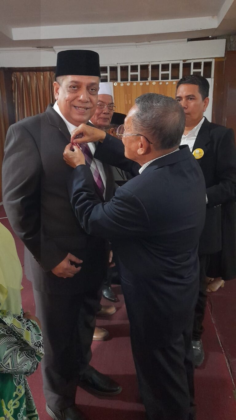 Ketua Forkala Datoq Adil Freddy Haberham Terima Anugerah Bintang Pengabdian dari IPMD