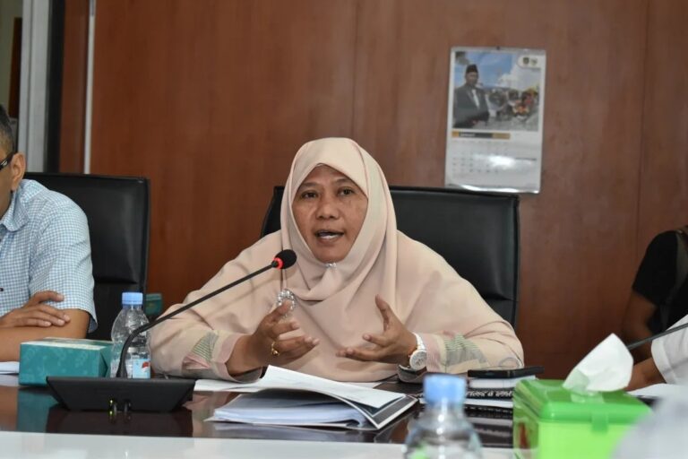 Sri Rezeki Ingatkan Direksi PUD yang Baru Dilantik: Fokus Kejar PAD dan Selesaikan ‘PR’ Lama