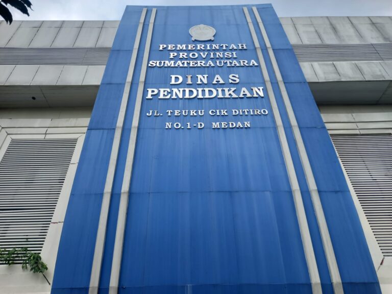 Buntut Berita Rehab Toilet, Alexander Sinulingga Larang Wartawan Masuk Disdiksu