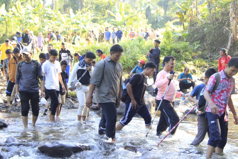 Ade Taufiq Fasilitasi  ‘Hash’ di Pancur Batu,  Kader PKS Harus Selalu Siap Bergerak Melayani Masyarakat