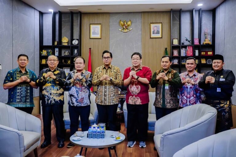 Pimpinan Pemko Medan Terima Audiensi Walubi, Bahas Perayaan Imlek 2577