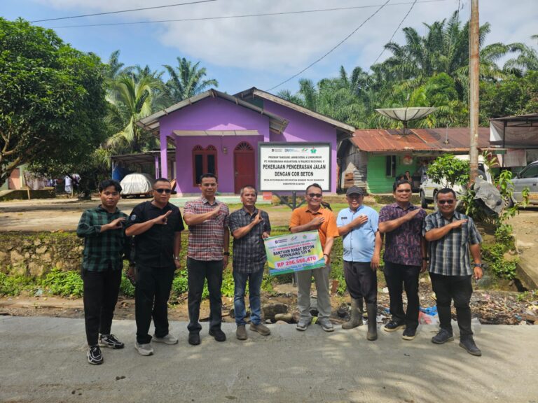 Peduli Desa Sekitar, PTPN IV Regional II Telah Salurkan Bantuan TJSL Sebesar Rp 369 Juta