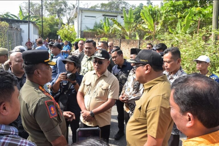 Bupati dan Wabup Pimpin Penertiban Tower Tak Miliki PBG di Lubuk Pakam