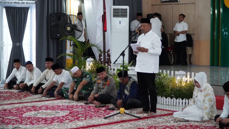 Bupati Syah Afandin Berbuka Puasa Bersama Jajaran Pemkab Langkat, dan Lepas Tim Safari Ramadhan 1447 H