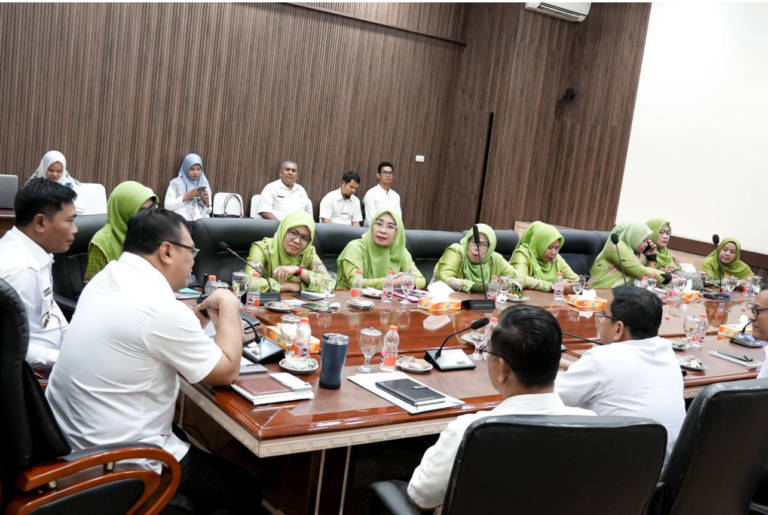 Bupati Deliserdang dorong Muslimat NU jadi pelaku ekonomi kerakyatan