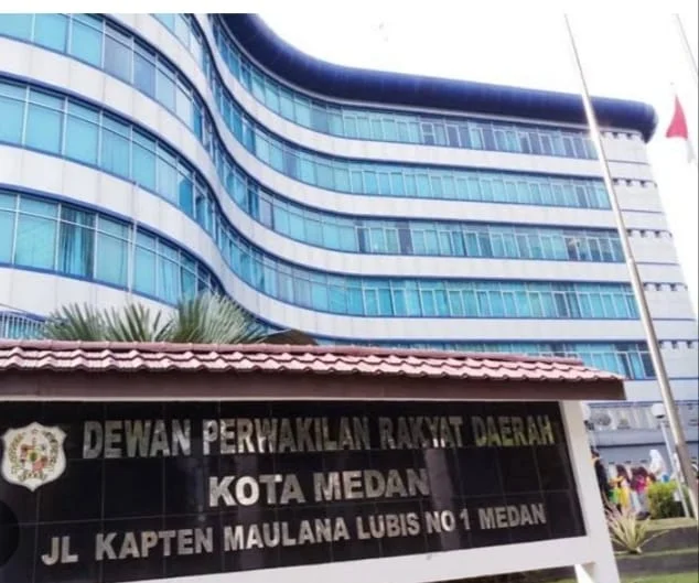 Kepemimpinan Rico Waas Disoal, FPAN Desak DPRD Medan Gunakan Hak Interpelasi Terhadap Wali Kota