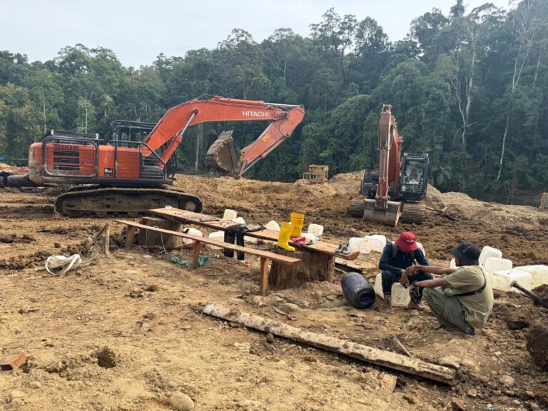 Polda Sumut Amankan 7 Pekerja Tambang Emas Ilegal di Madina dan 14 Excavator