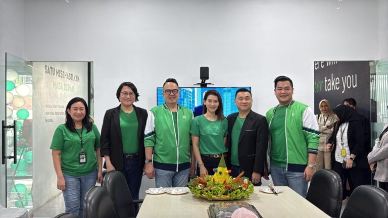 Perkuat Akses Proteksi Finansial di Sumatra Utara, Manulife Indonesia  Kembali Resmikan Kantor Pemasaran Mandiri Baru di Medan