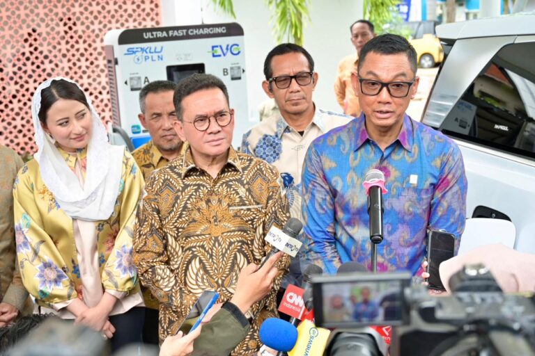 Kolaborasi PLN dan Kementerian Perdagangan Hadirkan SPKLU Ultra Fast Charging