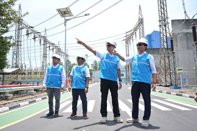 Tinjau Sejumlah Pembangkit, Dirut PLN: Sistem Kelistrikan Nasional Andal Jelang Idulfitri 1447 H