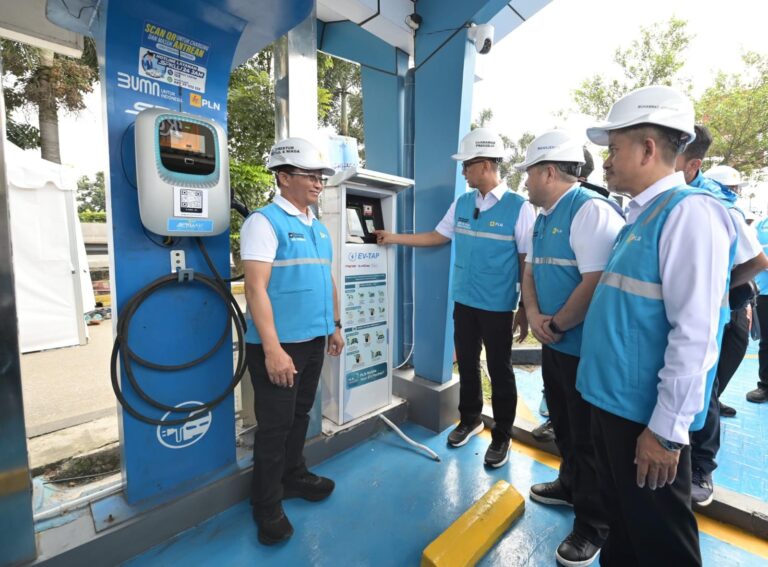 Proyeksi Pemudik EV Melonjak, Dirut PLN Cek Kesiapan Layanan SPKLU Trans Jawa