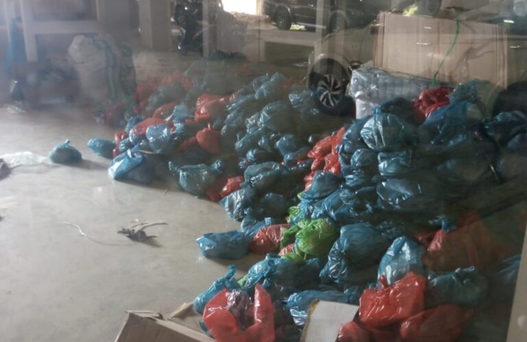 DPRD Sidak ke Gedung Kantor Bupati Tapteng, Temukan Banyak Bantuan Bencana Belum Disalurkan
