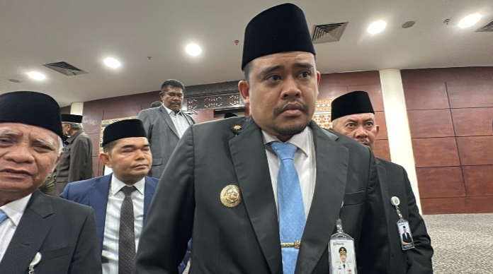Bobby Nasution “Semprot” Pemkab Tapteng : Data Lambat, Huntara Tak Kunjung Jadi