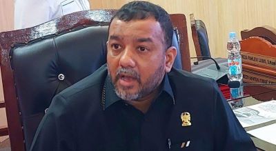Rusak Estetika Kota, Rommy Van Boy Minta Pemko Medan Tegas Tertibkan Tiang Kabel Semrawut