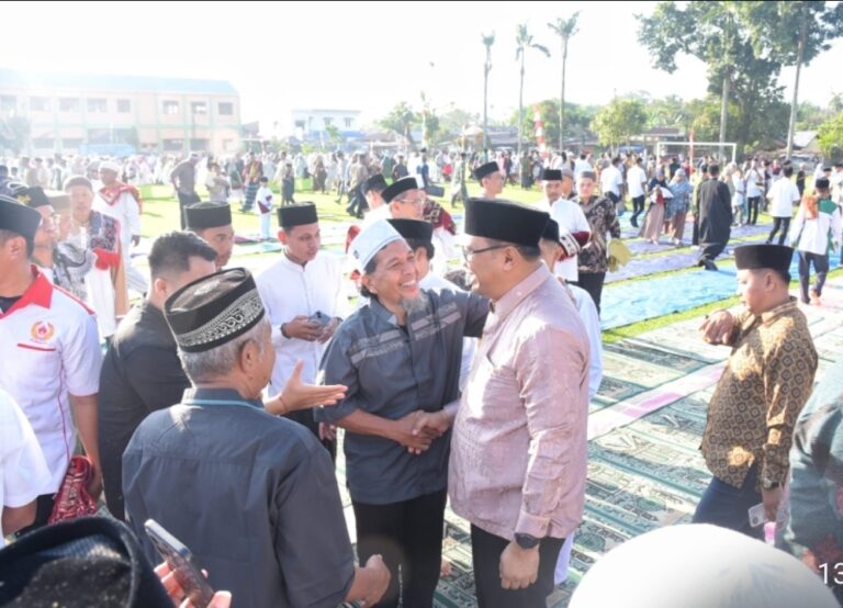 Ribuan Warga Padati Salat Id, Khatib Ingatkan: Idul Fitri Bukan Sekadar Euforia, Ini Maknanya!