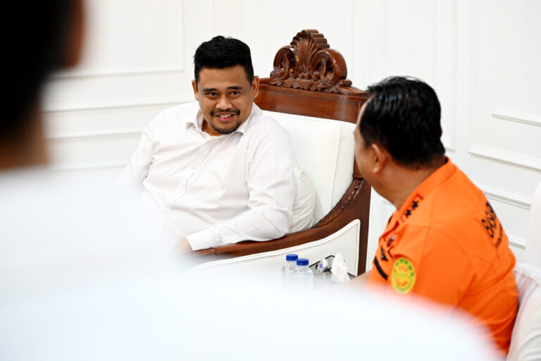 Terima Piagam Penghargaan, Gubernur Dukung Pendirian Balai Latihan Mitigasi Bencana dari Basarnas