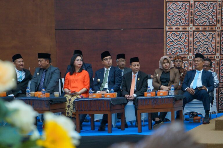Wali Kota Hadiri Paripurna HUT ke – 78 Provinsi Sumut, Rico Waas : Semakin Solid