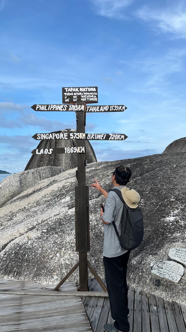 Natuna: Menyusuri Jalur Perlintasan, Menemukan Sastra di Setiap Batu dan Ombak (5)