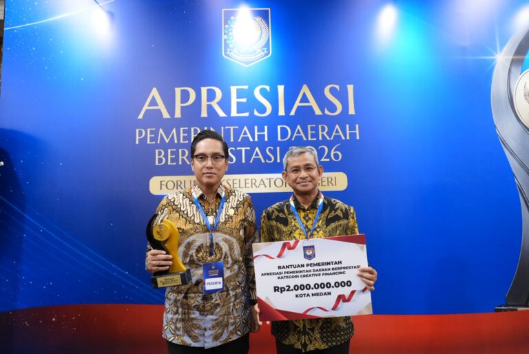 Pemko Medan Sabet Penghargaan Kemendagri,  Rico : Buktikan Tata Kelola Keuangan  Efektif