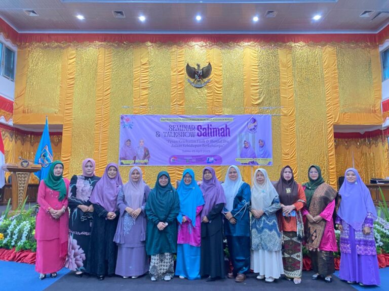 Salimah Pasbar Menyelenggarakan Seminar Ibu Sehat Keluarga Hebat