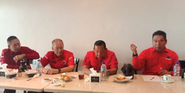 SK Kepengurusan DPC PDIP Medan dan Tapteng Rampung, Rapidin Simbolon : Simalungun Menyusul