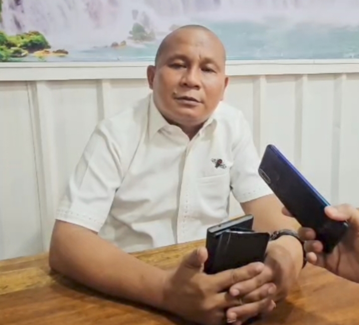 Gebrak Meja Saat Rapat, Anggota DPRD Sumut Minta Lurah  Padang Masiang Tapteng Jalani Test Narkoba
