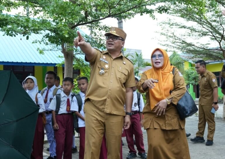 Sidak Mendadak! Bupati Deli Serdang Sorot Wajah Pustu dan Sekolah: Jangan Asal Jalan