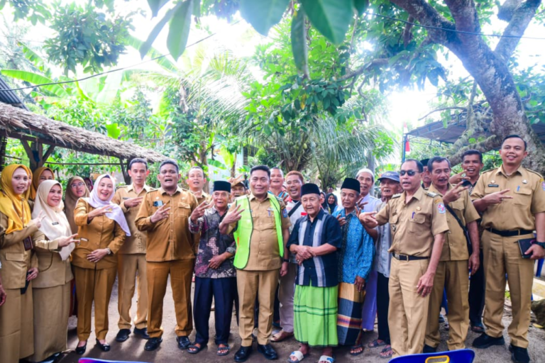 Warga Paya Itik Keluhkan Irigasi Jebol ke Wabup Deli Serdang