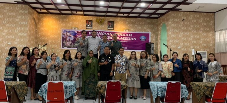 Kepala SMKN 10 Medan Apresiasi Perlombaan Paskah Antar Siswa