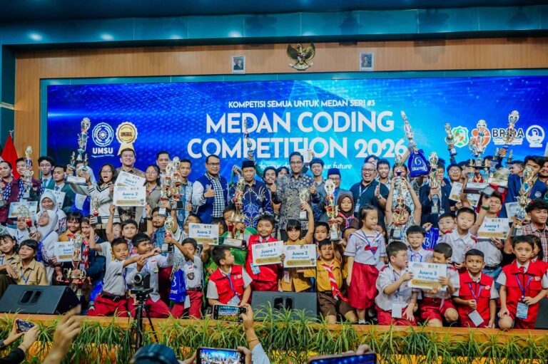 Resmikan Gedung Karya Pastoral Stasi St. Yosep, Wali Kota : Latih Pemuda Terhindar Kegiatan Negatif
