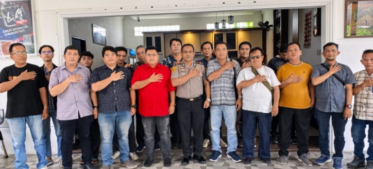 Kapolsek Medan Tuntungan Pererat Sinergi dengan Wartawan Lewat Coffee Morning