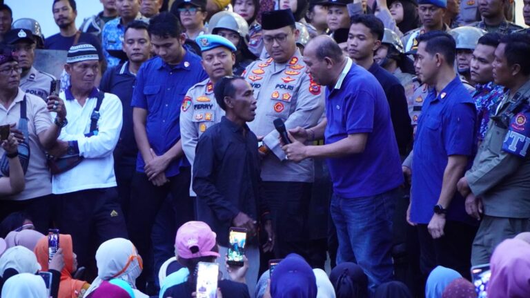 Bupati Langkat Syah Afandin Temui Korban Banjir, Siap Perjuangkan Bantuan Jaminan Hidup ke Pusat