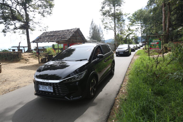 Taklukkan Tanjakan Berastagi, BYD Uji Ketangguhan Teknologi DM di Medan hingga Dataran Tinggi Sumut