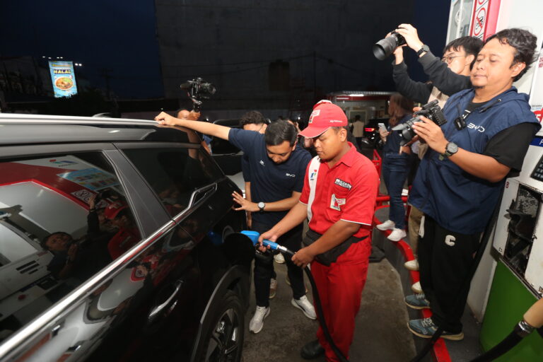 BYD Bidik Sumut Jadi Pasar Strategis, Klaim Teknologi DM Bisa Tembus 65 Km per Liter