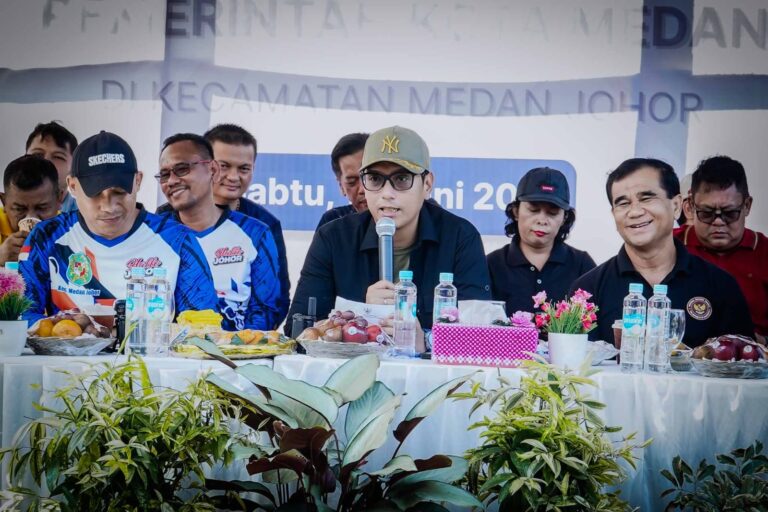 Serap Aspirasi, Wali Kota Sapa Warga di Medan Johor