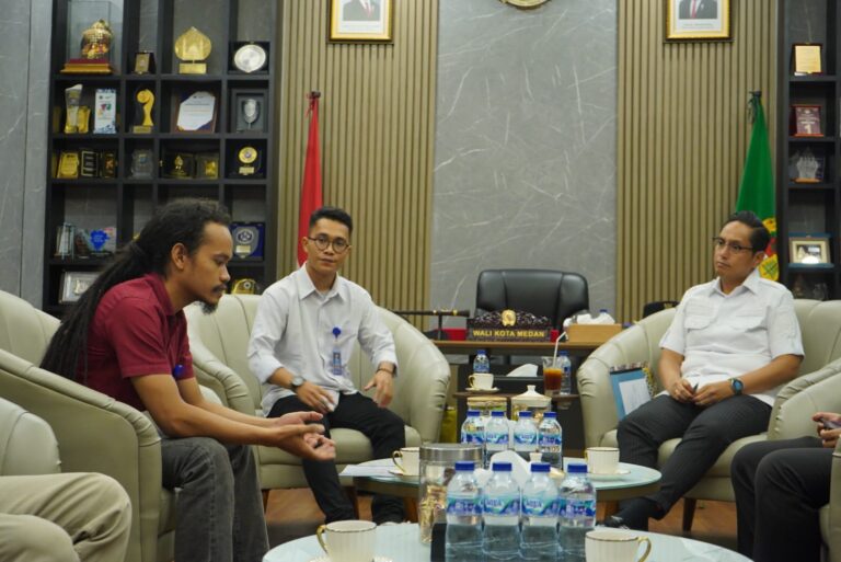 Rico Waas Dorong Pemuda Jadi Agen Perubahan Pembangunan Kota Medan