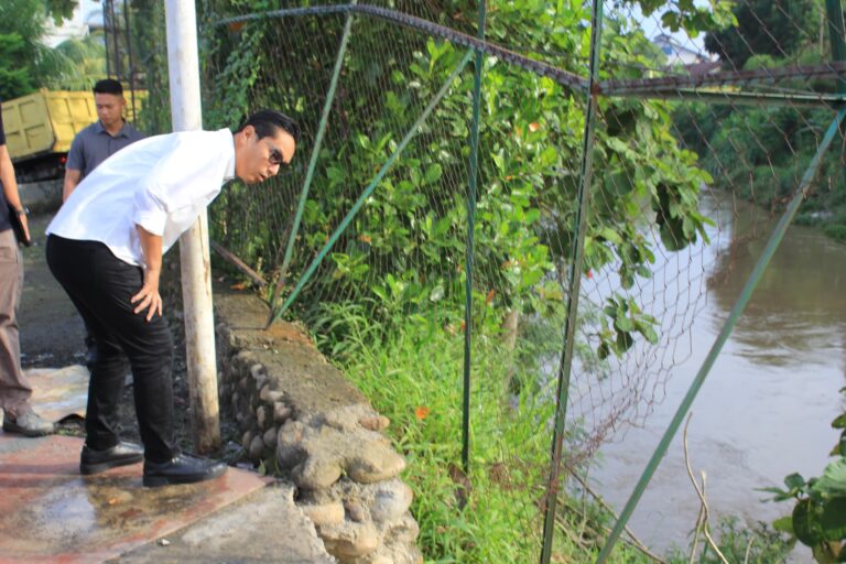 Dengarkan Jeritan Warga Soal Trauma Banjir, Wali Kota Berjanji Lakukan Normalisasi Sungai