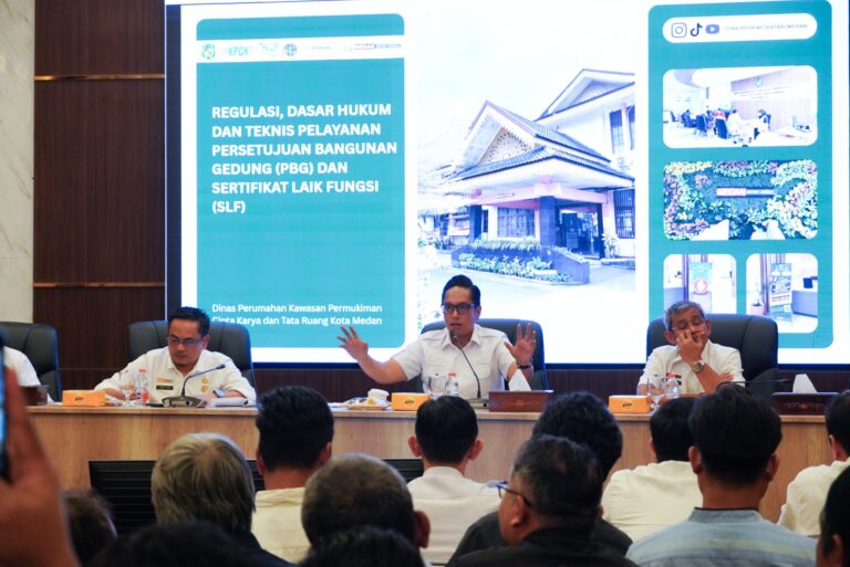 Tutup Celah Pungli PBG, Rico Waas Kumpulkan Konsultan – Dinas Terkait