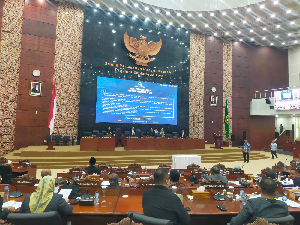 Gubsu Bobby “Merajuk”, Ajudan Terpantau Arahkan Seluruh OPD Meninggalkan Paripurna Dewan