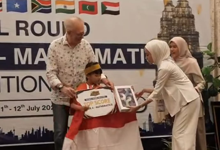 Caroline Cicilia Nababan Sabet Medali Emas
