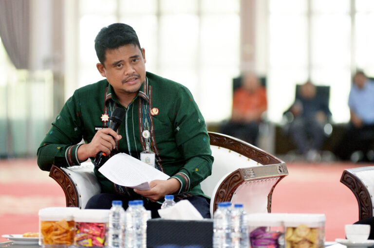 Tak Ingin Ada Retribusi Ilegal di Tempat Wisata, Bobby Nasution Bantu Penyelesaian Persoalan Wisata Air Panas Karo dengan Dua Opsi