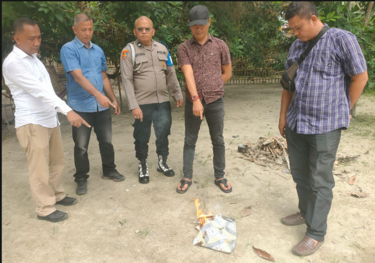 Polsek Merbau grebek